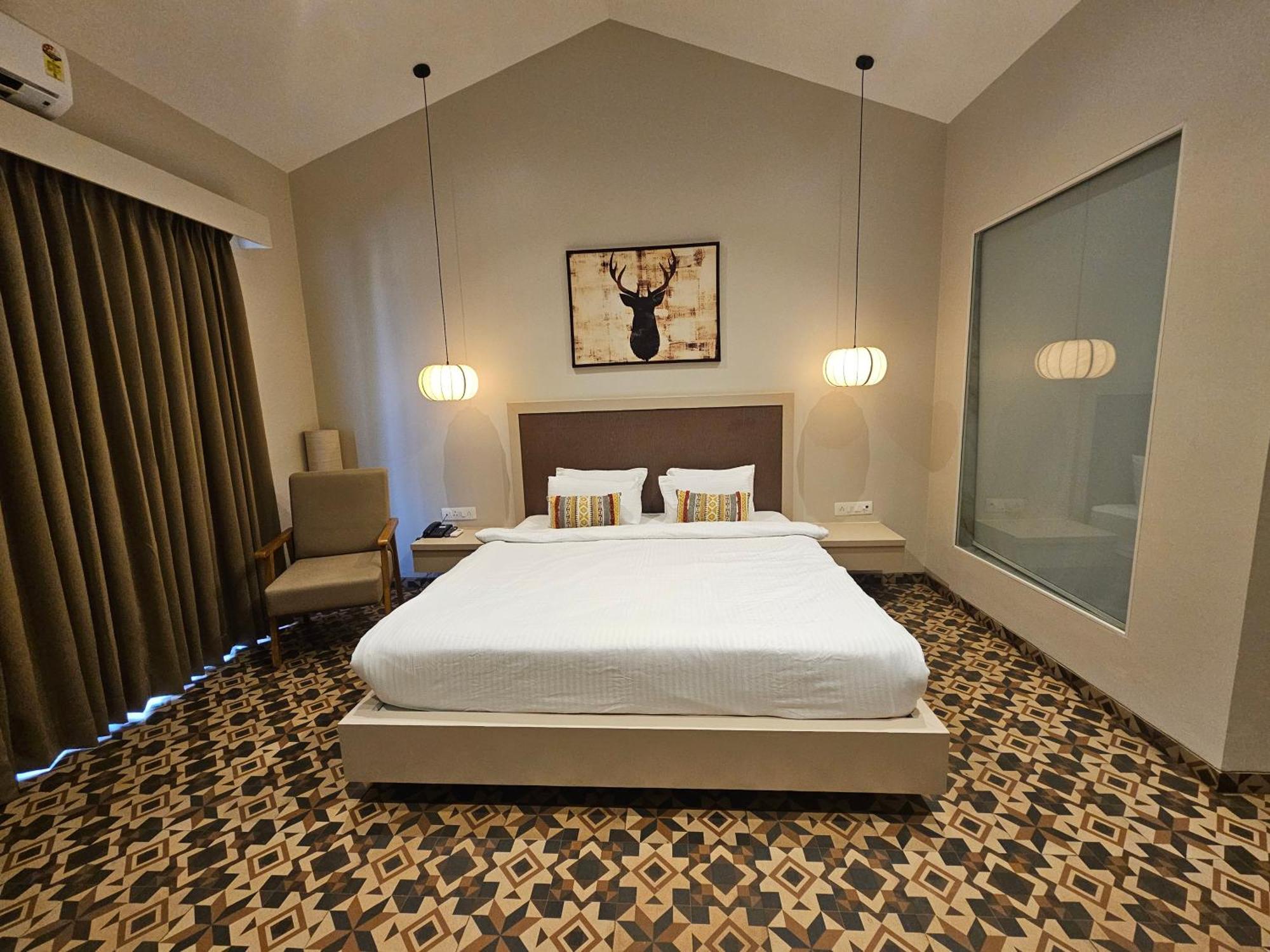 River Estates Luxury Resort & Spa Karjat Bagian luar foto
