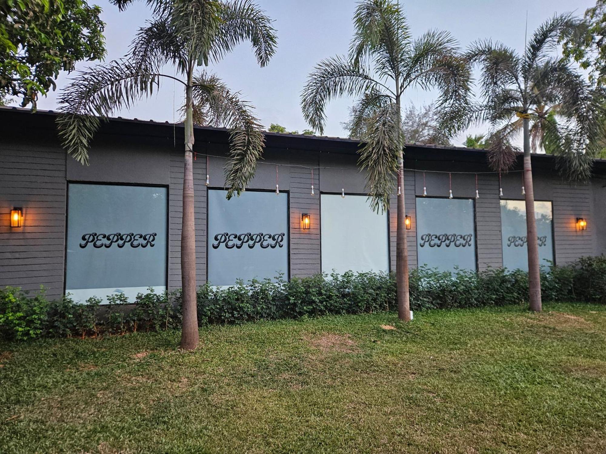 River Estates Luxury Resort & Spa Karjat Bagian luar foto