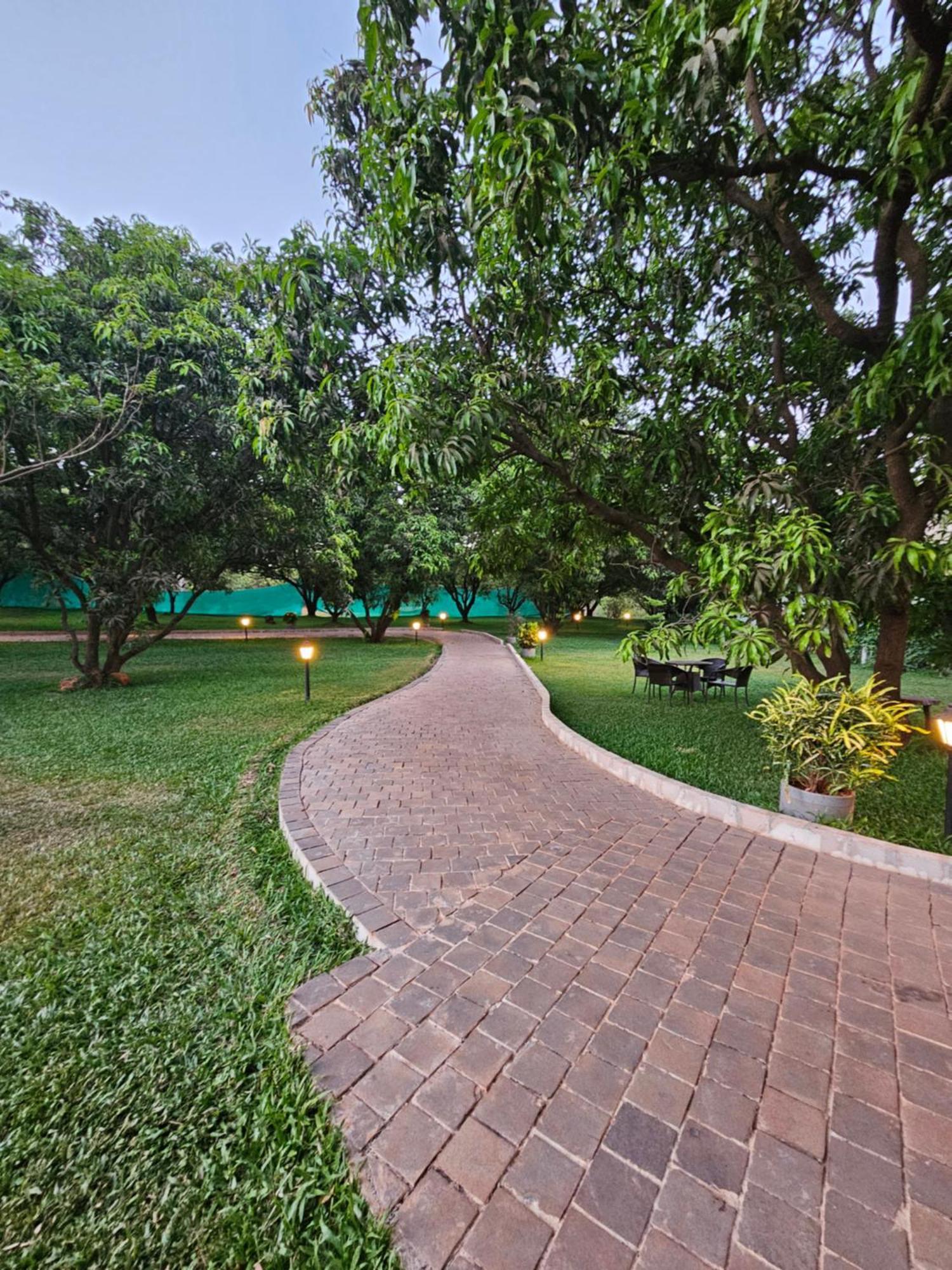 River Estates Luxury Resort & Spa Karjat Bagian luar foto