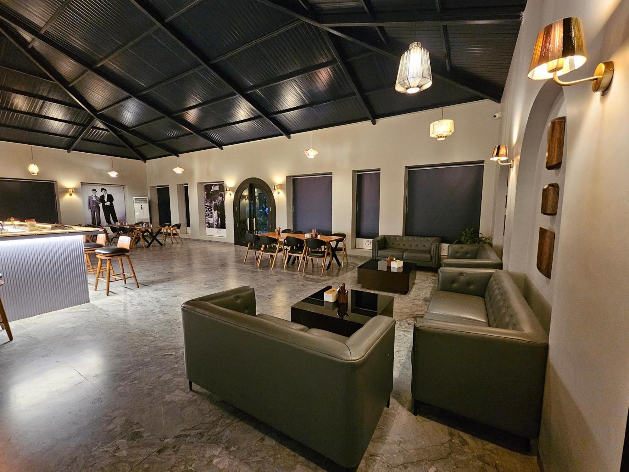 River Estates Luxury Resort & Spa Karjat Bagian luar foto
