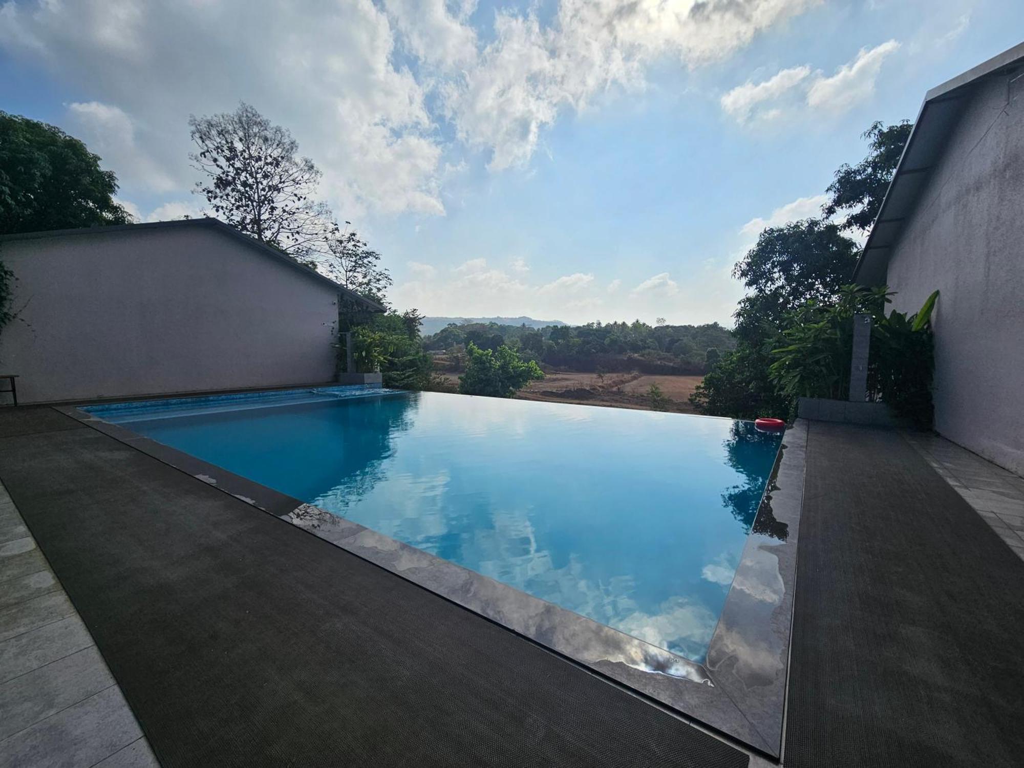 River Estates Luxury Resort & Spa Karjat Bagian luar foto