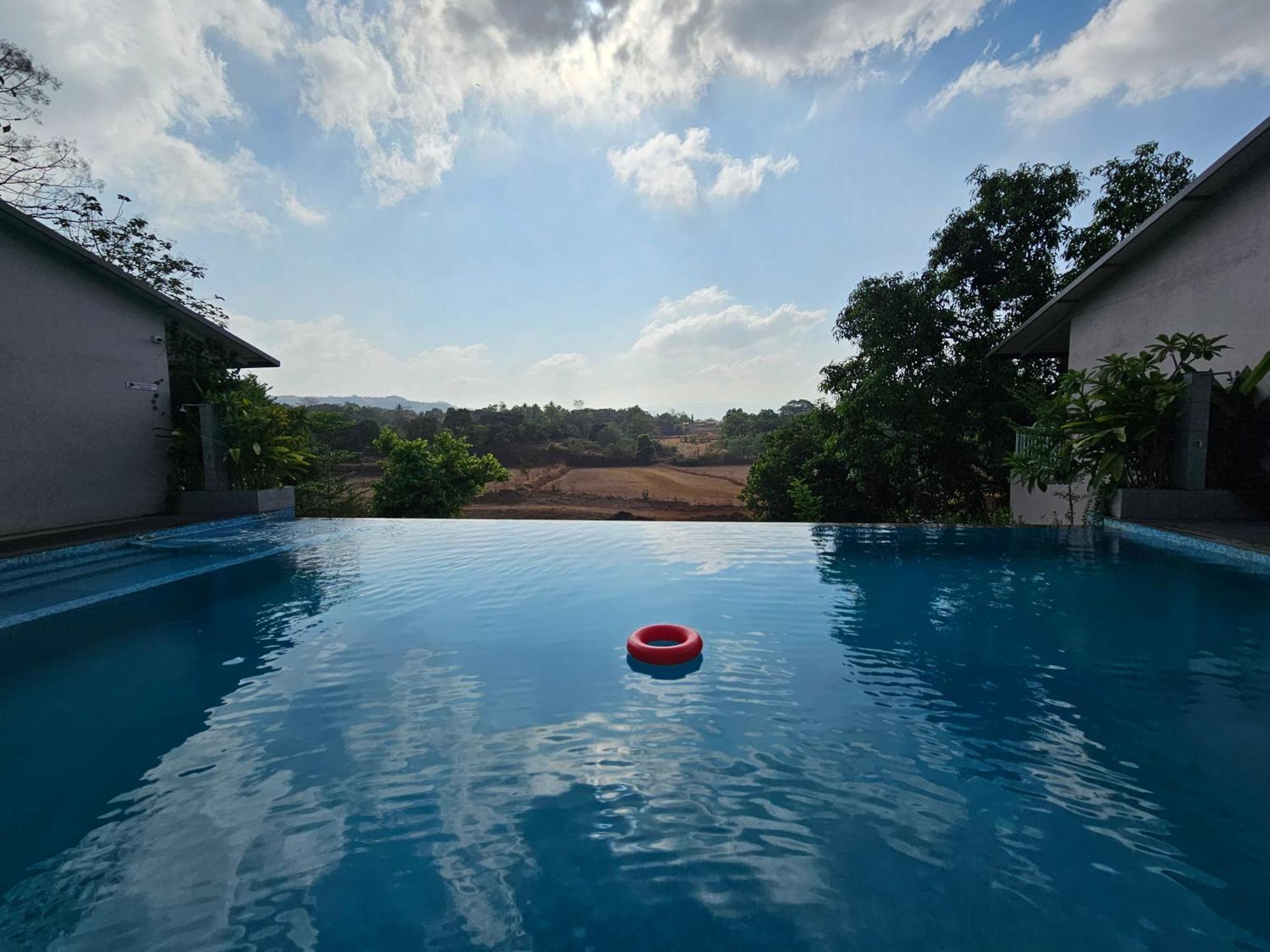 River Estates Luxury Resort & Spa Karjat Bagian luar foto